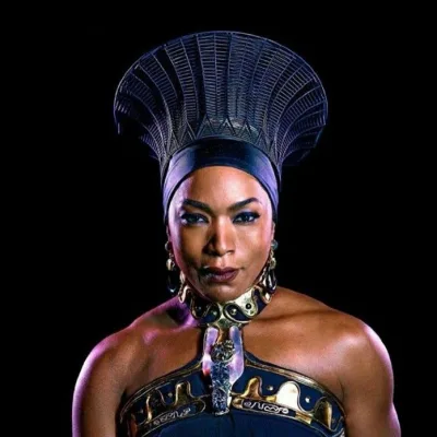Angela Bassett