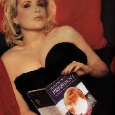 Gennifer Flowers