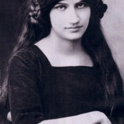Jeanne Hebuterne