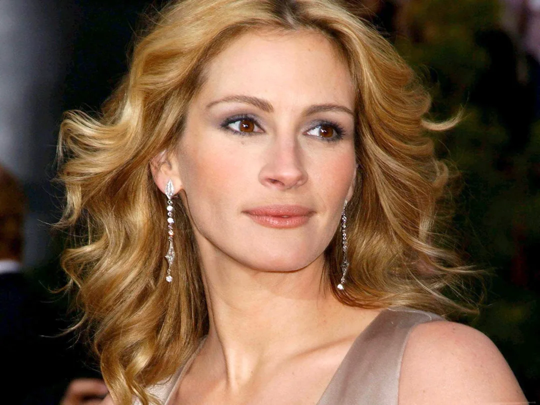 Julia Roberts