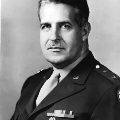 Leslie Groves