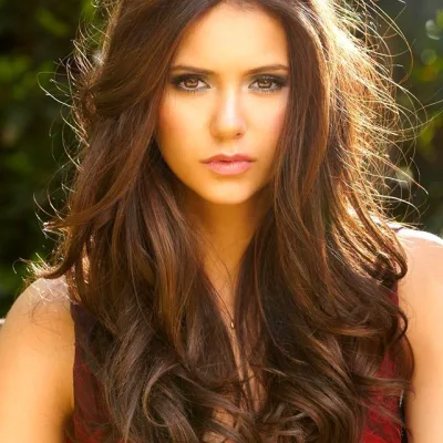 Nina Dobrev
