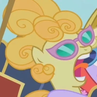Peppy Resortgoer