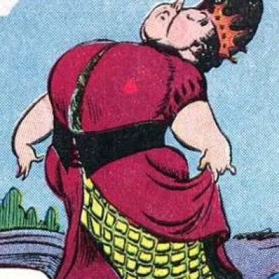 Pompous Queen