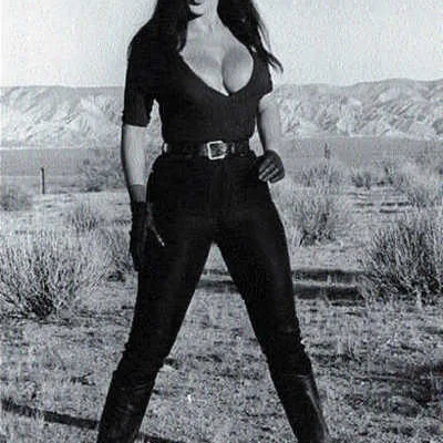 Tura Satana