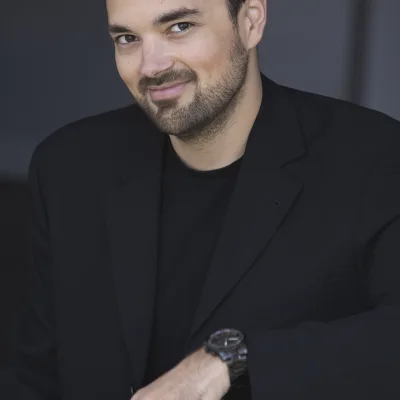Adam Riches