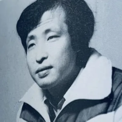 Akira Momozato