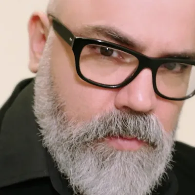Ángel Hernández