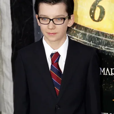 Asa Butterfield
