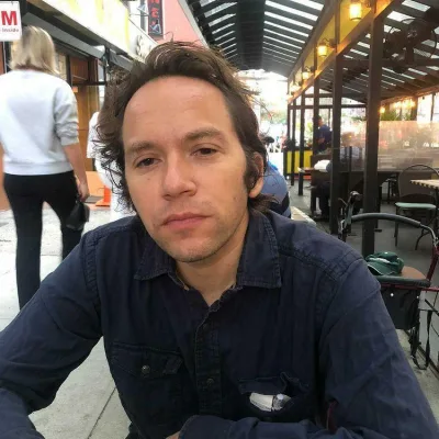 Austin English