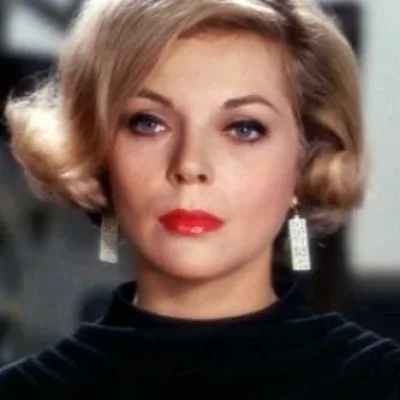 Barbara Bain