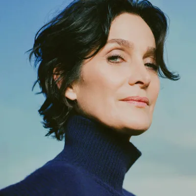 Carrie-Anne Moss