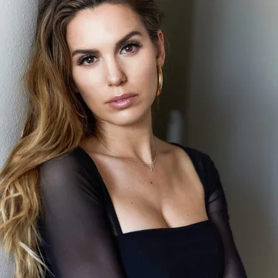 Christy Carlson Romano