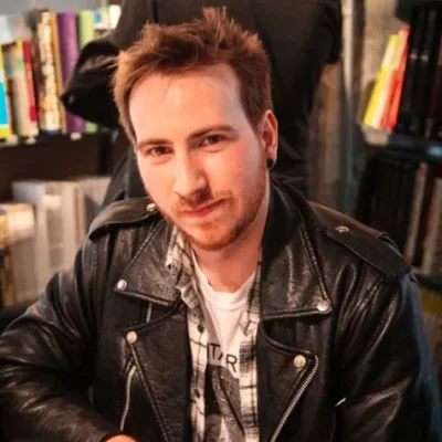 Dan Watters