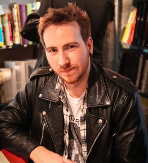 Dan Watters