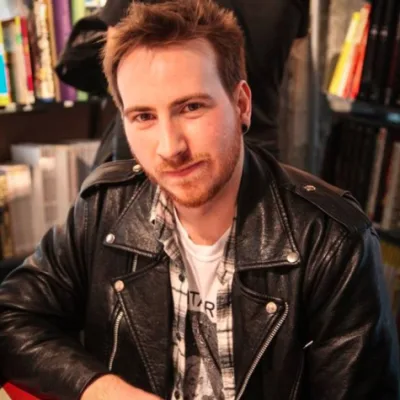 Dan Watters