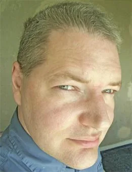 Darryl Cunningham