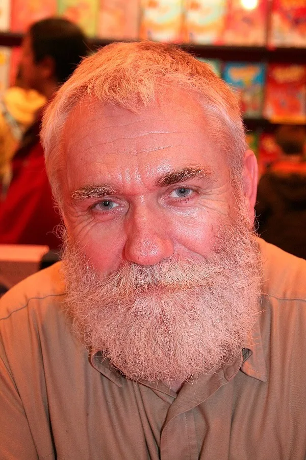 Dominique Hé