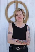 Elizabeth Hand