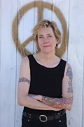 Elizabeth Hand