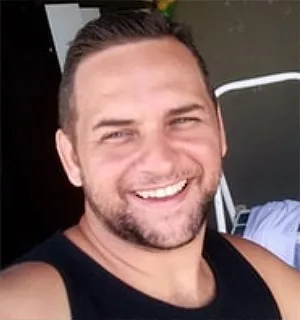 Elton Thomasi