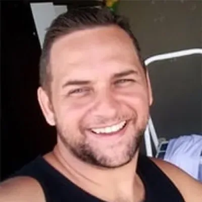 Elton Thomasi