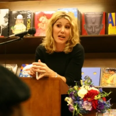 Gina Misiroglu