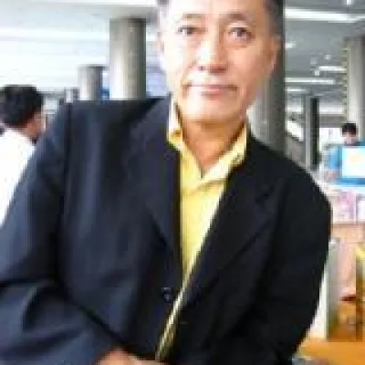 Hyun Se Lee