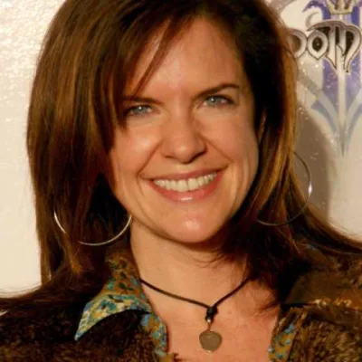 Jennifer Hale