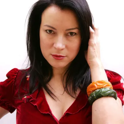 Jennifer Tilly