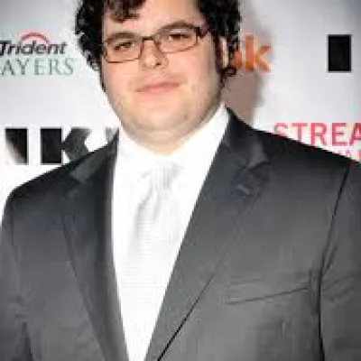 Josh Gad
