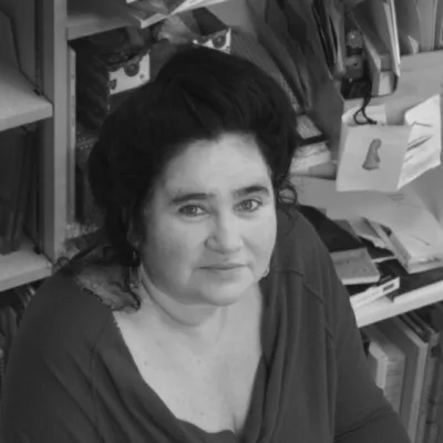Julia Billet