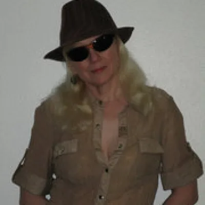 Julia Lacquement