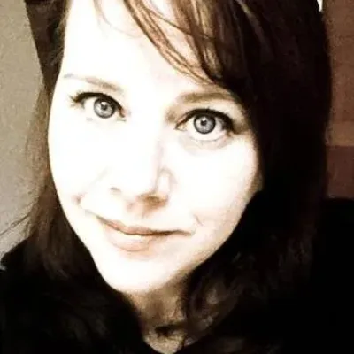 Julie Shanahan