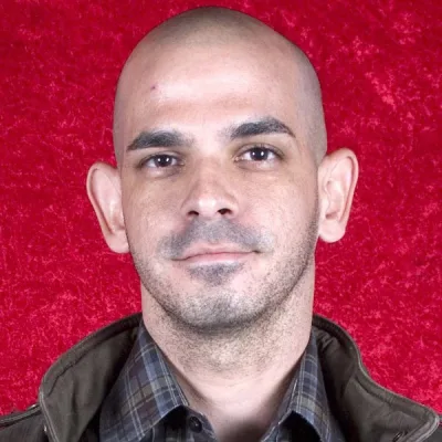Kenneth Rocafort