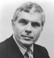 Leonard Starr