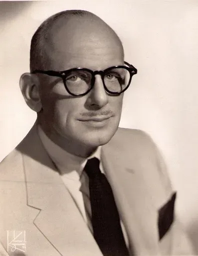 Lev Gleason