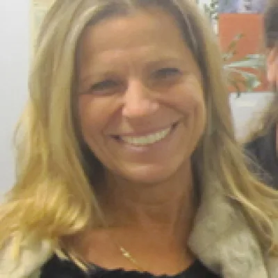 Lorraine Turner