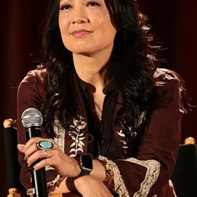 Ming-Na Wen