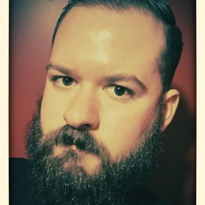 Nic J Shaw