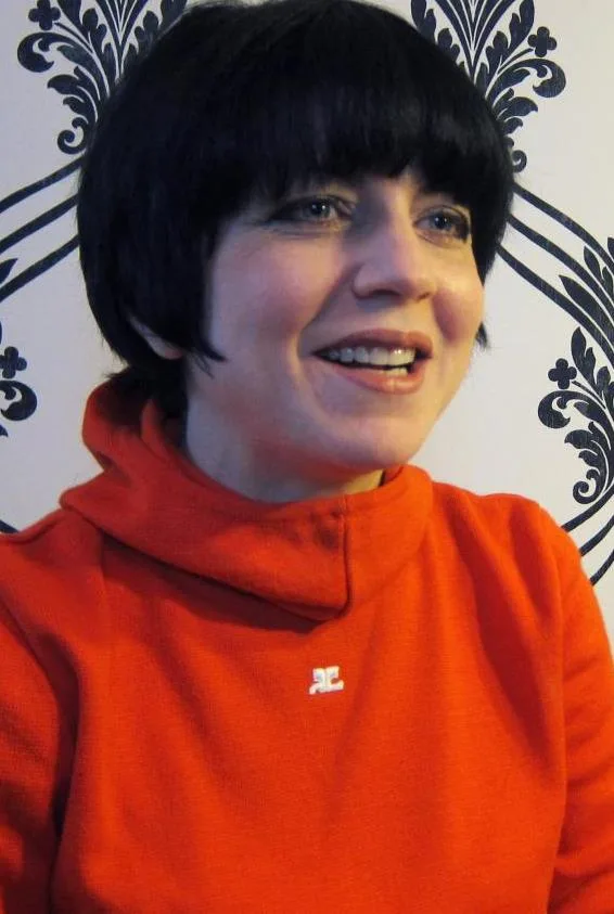Shelly Bond