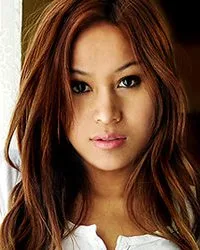 Siya Oum