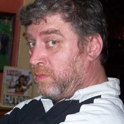 Steve Dillon