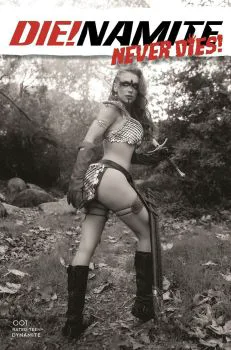 Cover of Cover G Cvr G 10 Copy Incentive Cosplay B&w