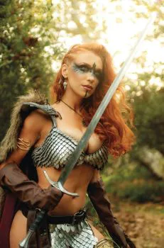 Cover of Cover N Gracie The Cosplay Lass Virgin Variant