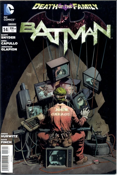 Cover of Death of the Family, Huesos divertidos; Hombres devotos; El reino crepuscular