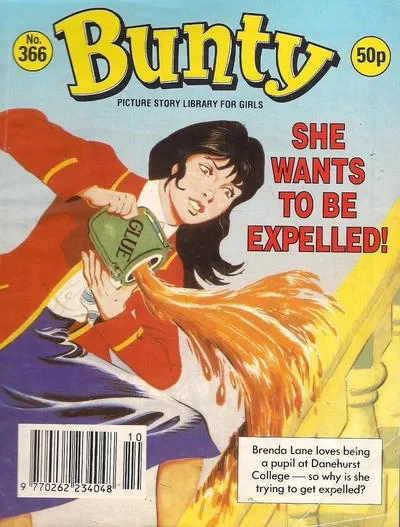 Cover of She Wants to Be Expelled!