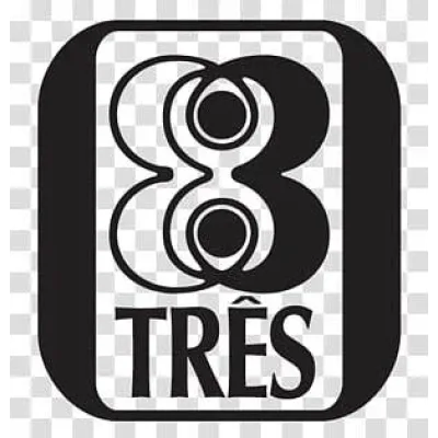 Três