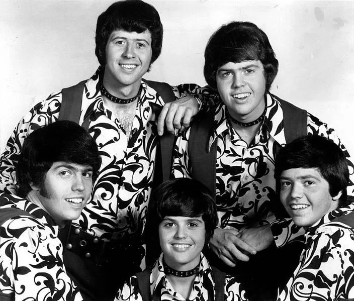 Background for The Osmonds